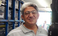 Sr. Roberto Chedas, ícone e referência do comércio de equipamentos de áudio profissional no Brasil.